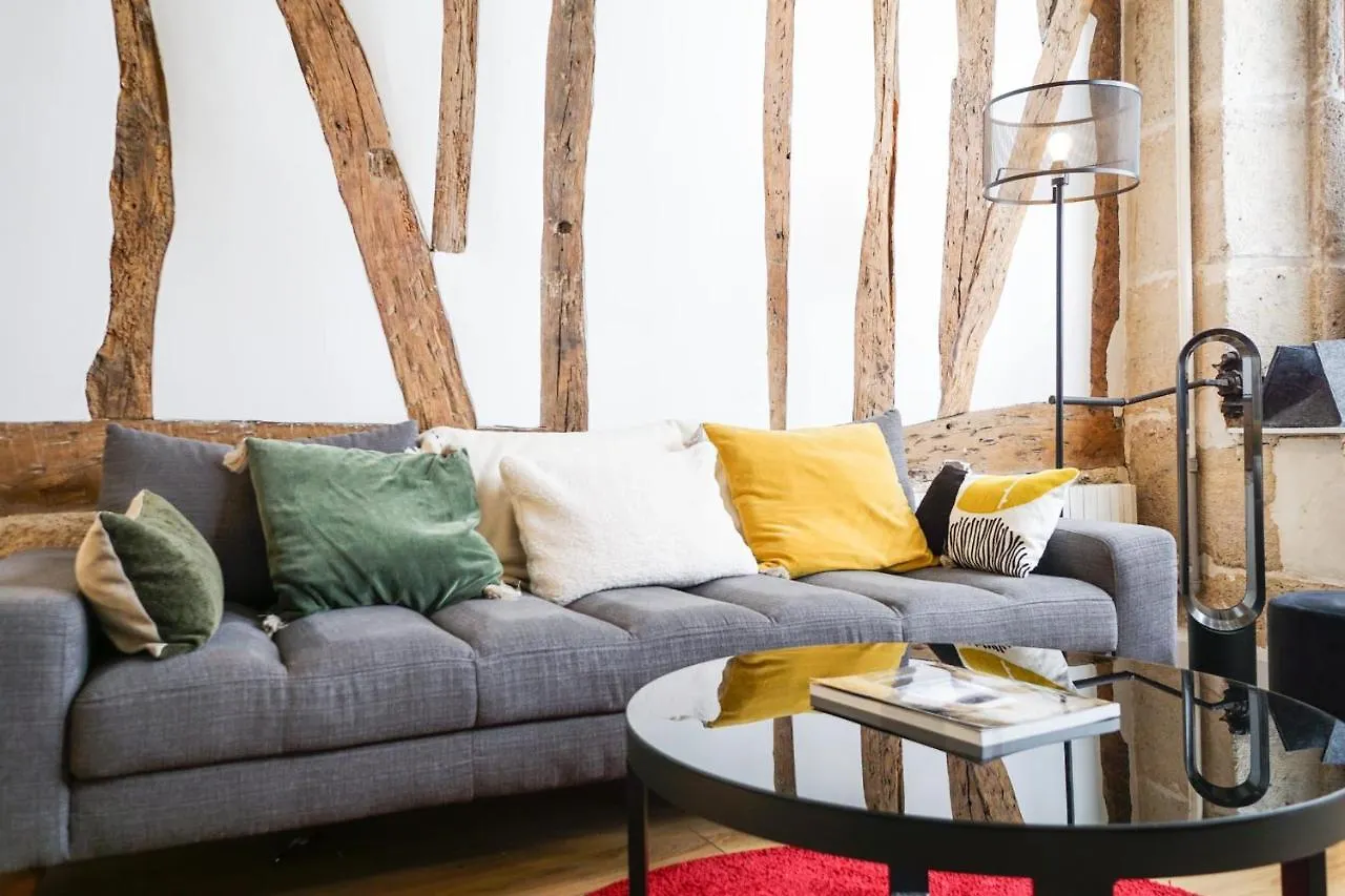 Magnificent Cocoon In The Heart Of Lejlighed
